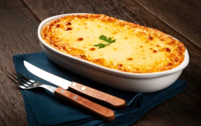 Escondidinho de carne moída com purê de batata cremoso