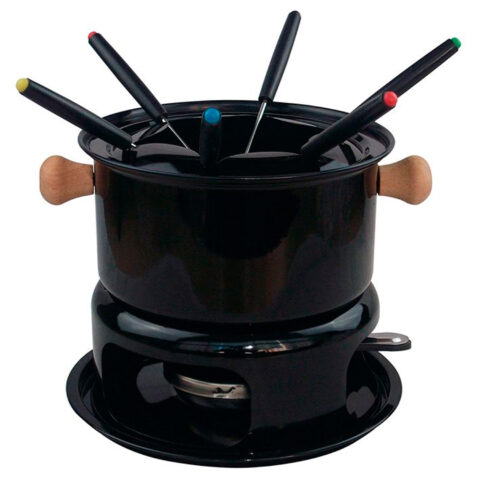 Conjunto para fondue na cor preta composto por panela esmaltada, suporte para aquecimento, alças com acabamento em madeira e garfos coloridos para servir diferentes tipos de fondue.